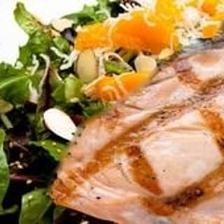 Grilled Salmon Salad